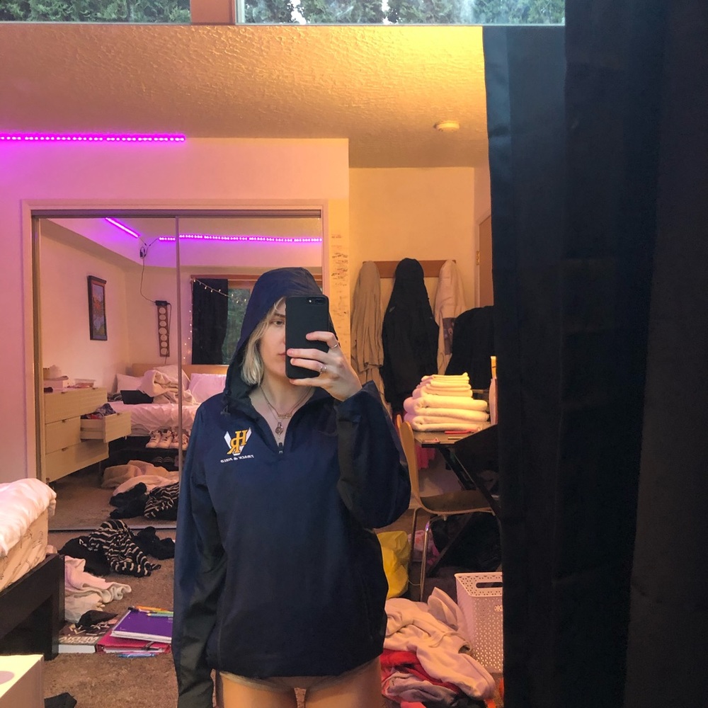 nike windbreaker